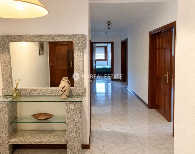 Apartamento T2 para Arrendamento em Buarcos Foto 2