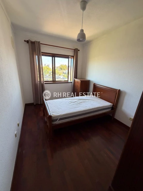 Apartamento T2 para Arrendamento em Buarcos