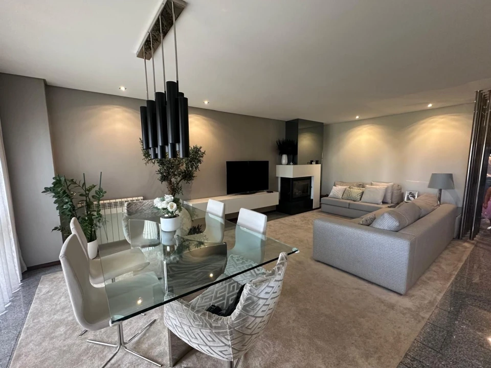 Apartamento T2 para Venda em Cidade da Maia Foto 8