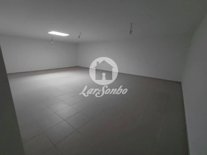 Armazém para Arrendamento em Pousa Foto 8