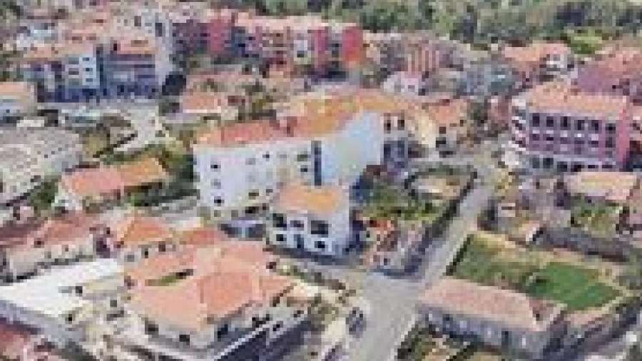 Terreno P/ Prédio para Venda em Algueirão-Mem Martins