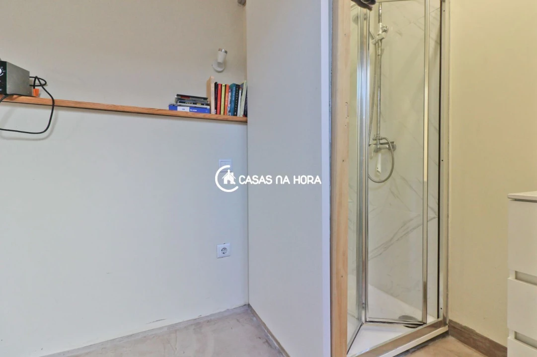 Apartamento T1 para Arrendamento em Bonfim Foto 11