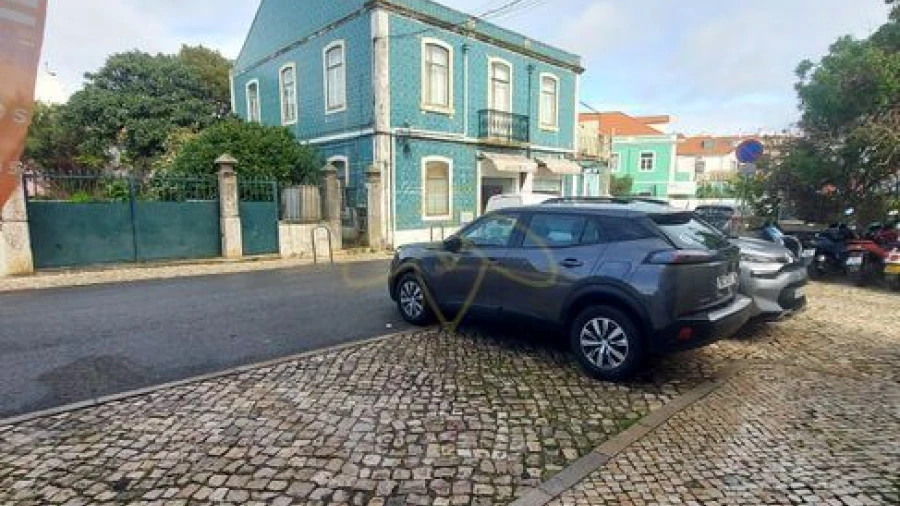 Loja para Arrendamento em Carcavelos e Parede