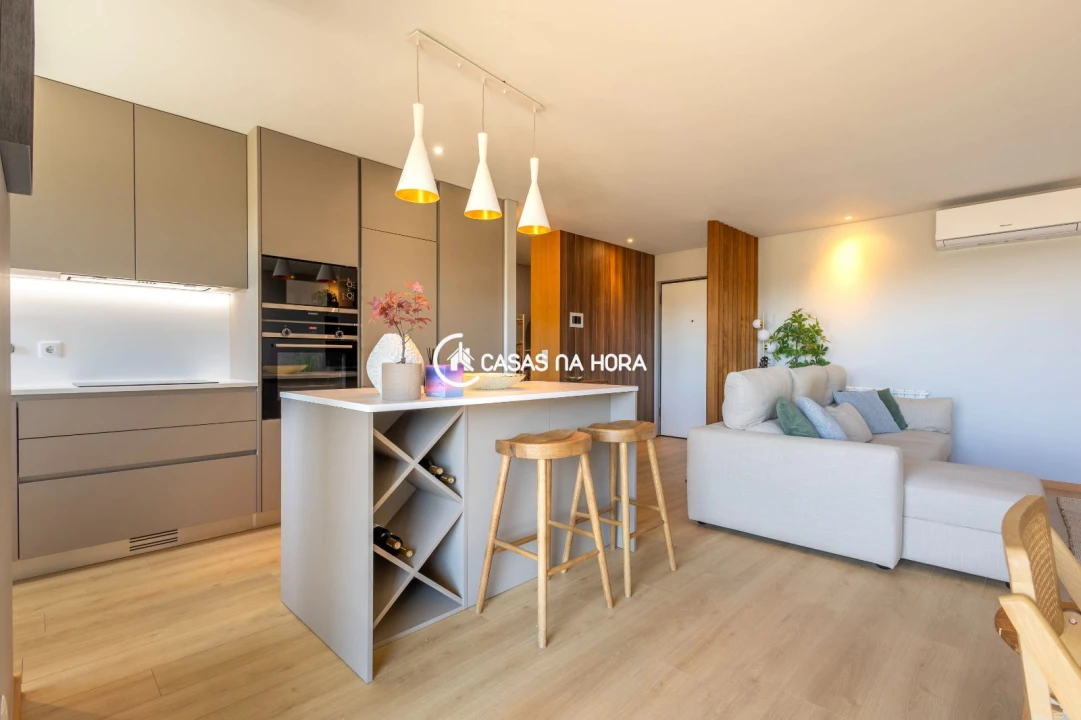 Apartamento T2 para Arrendamento em Arvore Foto 4