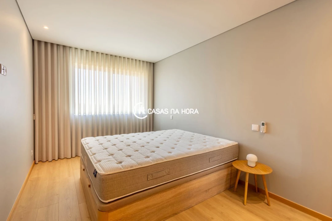 Apartamento T2 para Arrendamento em Arvore Foto 11