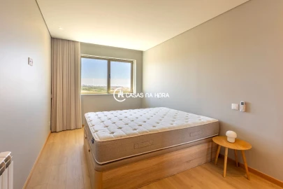 Apartamento T2 para Arrendamento em Arvore