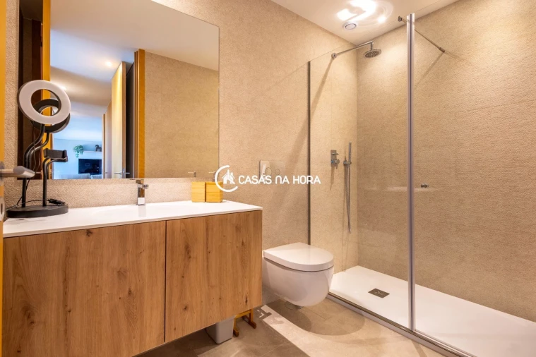 Apartamento T2 para Arrendamento em Arvore Foto 16