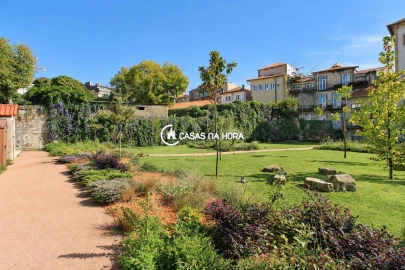 Apartamento T2 para Arrendamento em Cedofeita, Santo Ildefonso, Sé, Miragaia, São Nicolau e Vitória