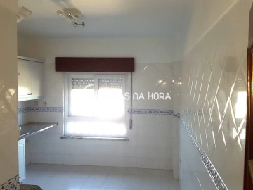 Apartamento T2 para Arrendamento em Setubal (São Sebastião)
