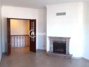 Apartamento T2 para Arrendamento em Setubal (São Sebastião)