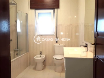 Apartamento T2 para Arrendamento em Setubal (São Sebastião)