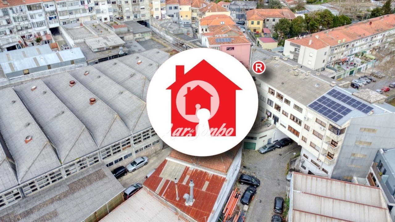 Armazém para Venda em Campanhã Foto 1