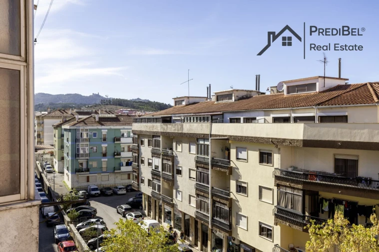 Apartamento T2 para Venda em Algueirão-Mem Martins Foto 16