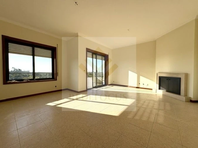 Apartamento T3 para Venda em Paços de Brandão Foto 4
