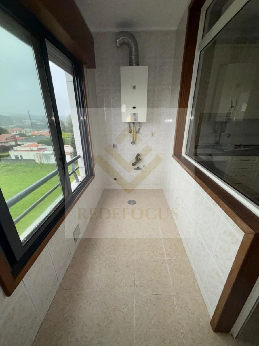 Apartamento T3 para Venda em Paços de Brandão Foto 8