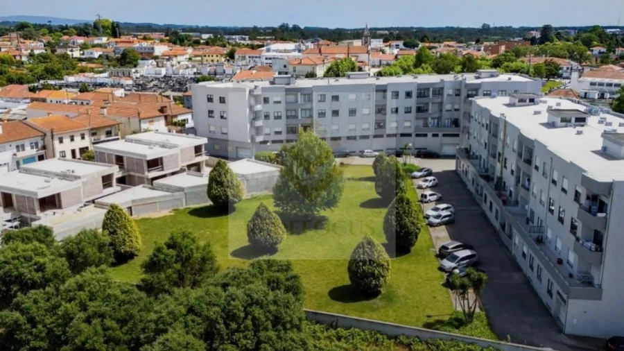 Apartamento T3 para Venda em Paços de Brandão