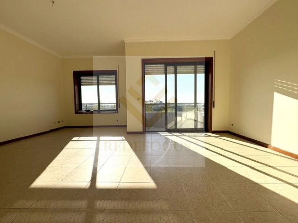 Apartamento T3 para Venda em Paços de Brandão Foto 8