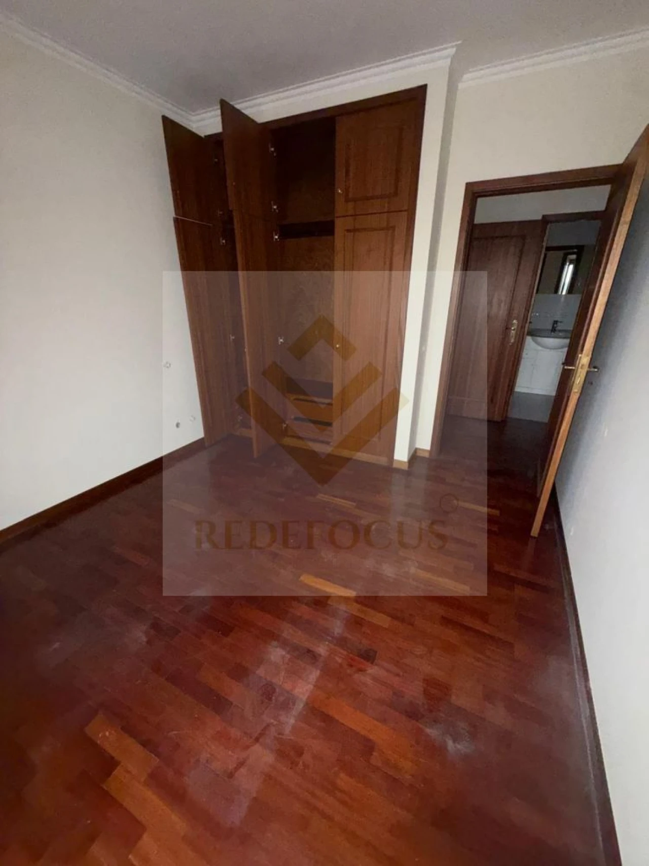 Apartamento T3 para Venda em Paços de Brandão Foto 12