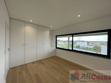 Apartamento T1 para Venda em Esmoriz
