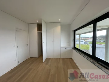 Apartamento T1 para Venda em Esmoriz