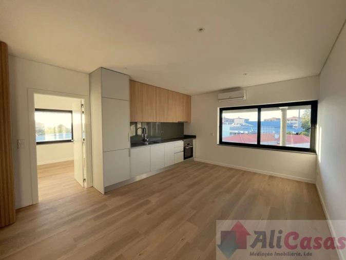 Apartamento T1 para Venda em Esmoriz Foto 6
