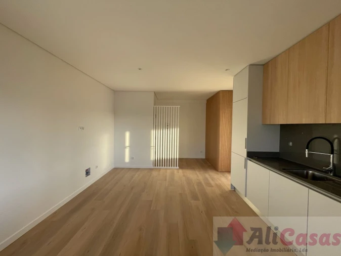 Apartamento T1 para Venda em Esmoriz Foto 4