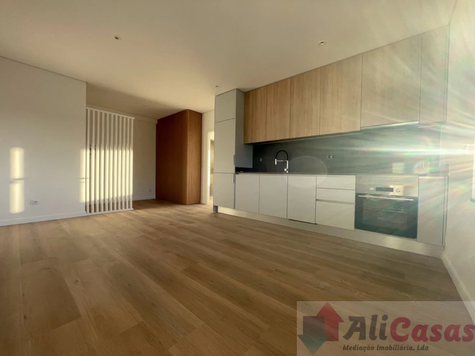 Apartamento T1 para Venda em Esmoriz Foto 1