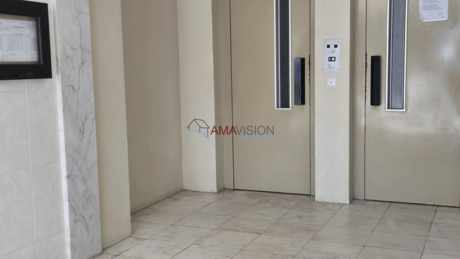Apartamento T1 para Venda em Portimão Foto 23