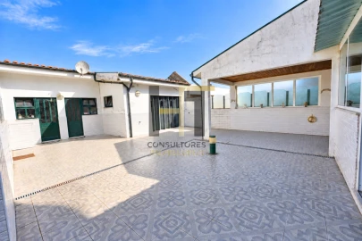 Apartamento T3 para Venda em Castêlo da Maia