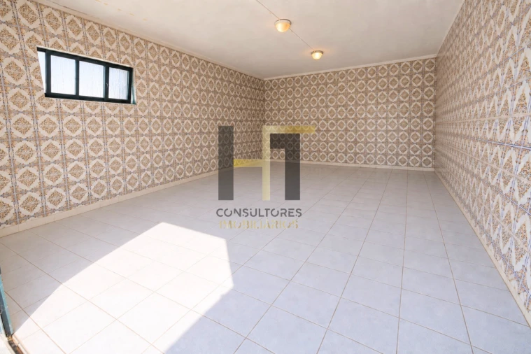 Apartamento T3 para Venda em Castêlo da Maia Foto 27
