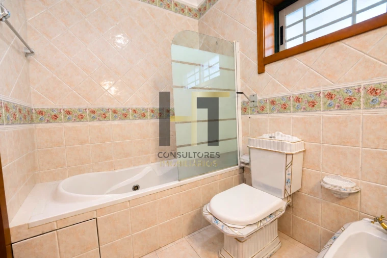 Apartamento T3 para Venda em Castêlo da Maia Foto 15