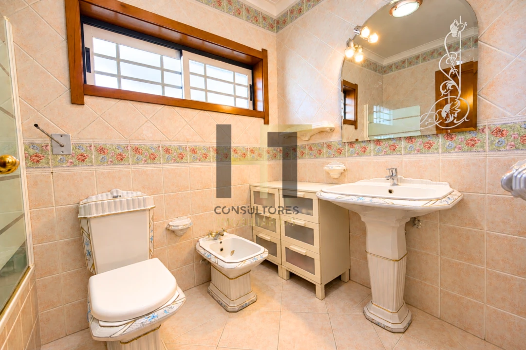 Apartamento T3 para Venda em Castêlo da Maia Foto 14