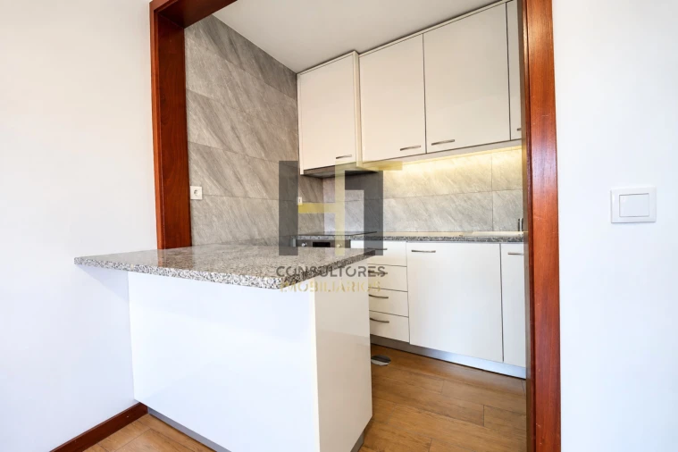 Apartamento T1 para Venda em Campanhã Foto 8