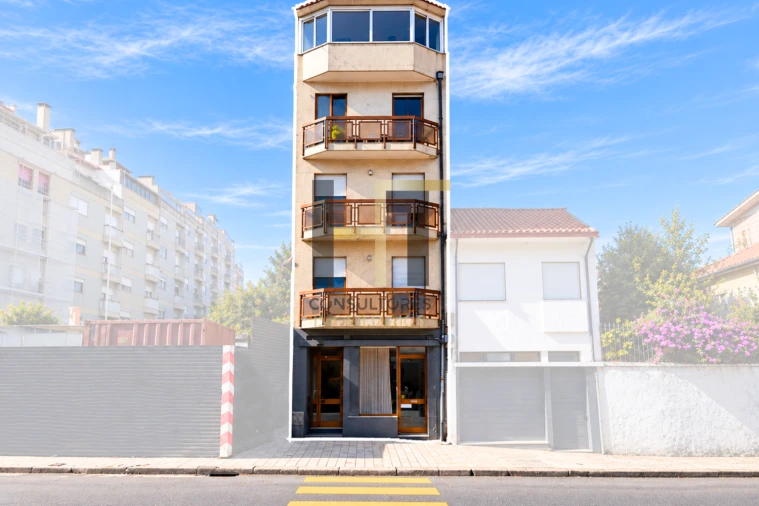 Apartamento T1 para Venda em Campanhã Foto 24