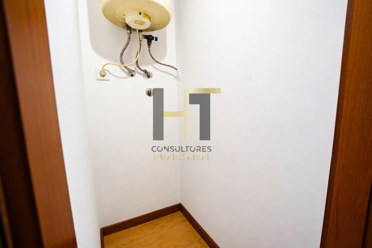 Apartamento T1 para Venda em Campanhã Foto 19