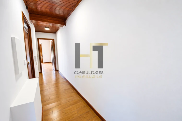 Apartamento T1 para Venda em Campanhã Foto 22