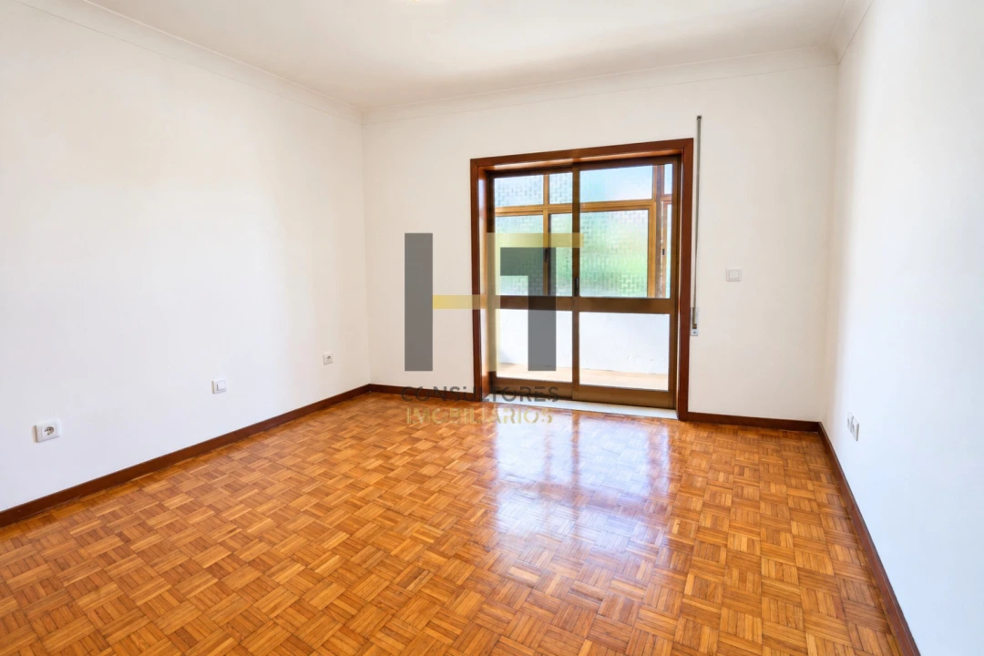 Apartamento T1 para Venda em Campanhã Foto 10