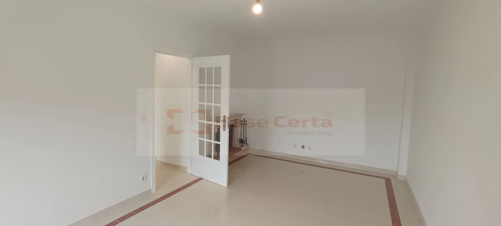 Apartamento T3 para Venda em Laranjeiro e Feijó Foto 11