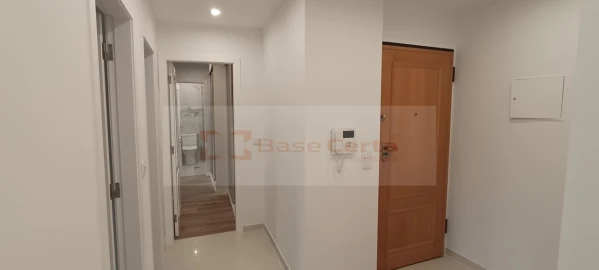 Apartamento T3 para Venda em Laranjeiro e Feijó