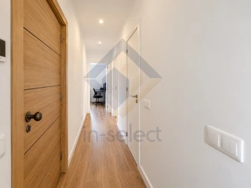 Apartamento T2 para Venda em Loule (São Clemente)