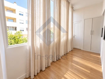 Apartamento T2 para Venda em Loule (São Clemente)