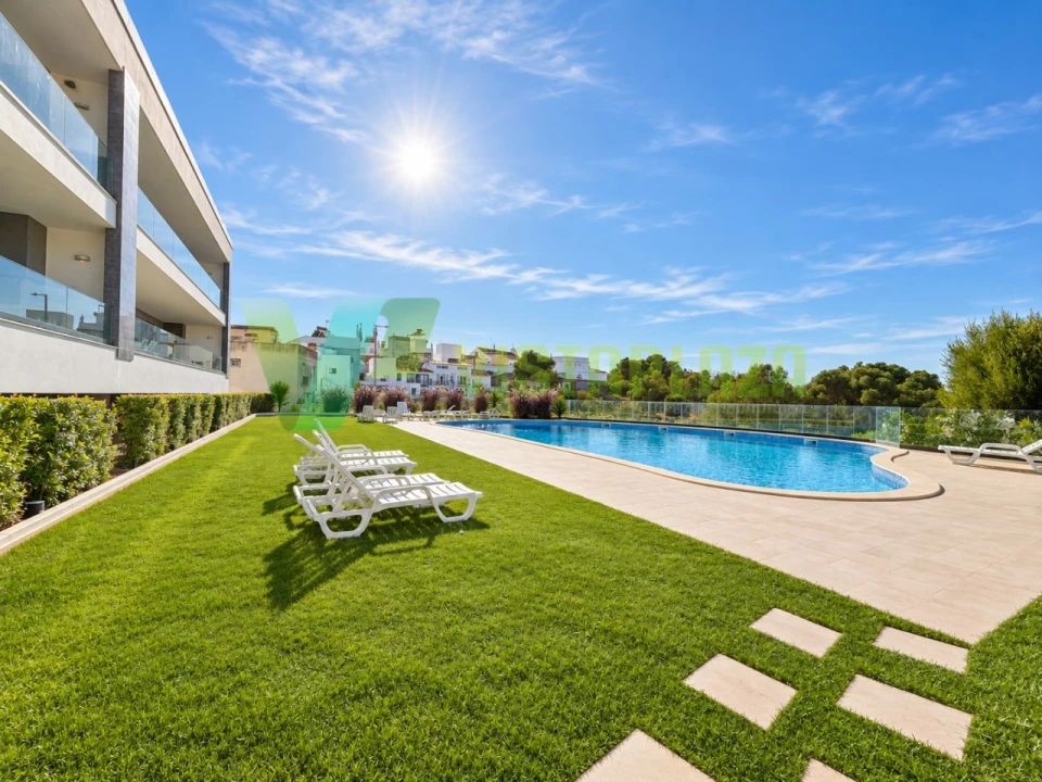 Apartamento T2 para Venda em Alvor Foto 32