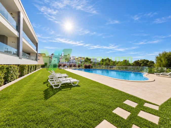 Apartamento T2 para Venda em Alvor Foto 32