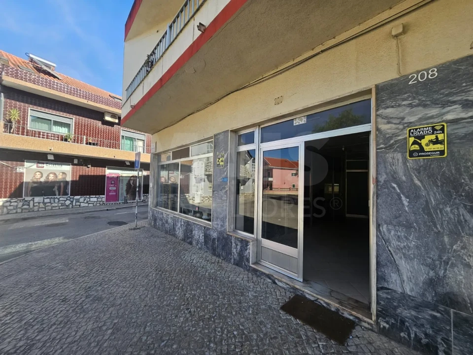 Loja para Venda em Montijo e Afonsoeiro Foto 1