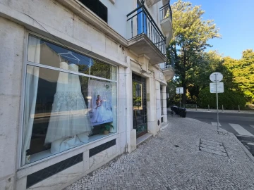 Loja para Venda em Alvalade