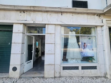 Loja para Venda em Alvalade