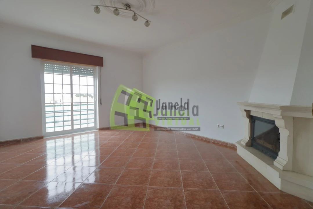 Apartamento T2 para Venda em Quinta do Conde Foto 5