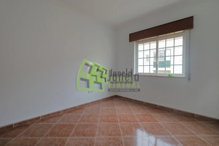 Apartamento T2 para Venda em Quinta do Conde Foto 21