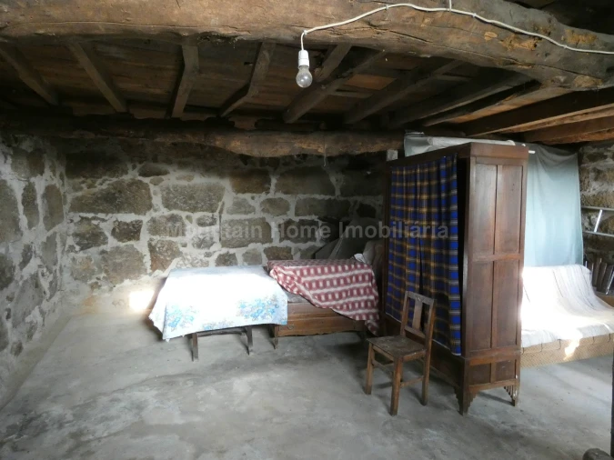 Moradia T3 para Venda em Linhares Foto 12