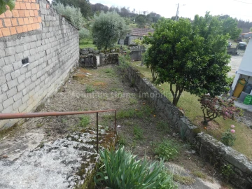 Moradia T2 para Venda em Travanca de Lagos